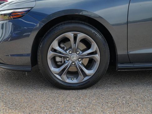 Used 2024 Honda Accord EX image 10