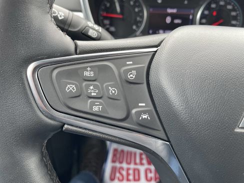 Used 2024 Chevrolet Equinox LT image 17