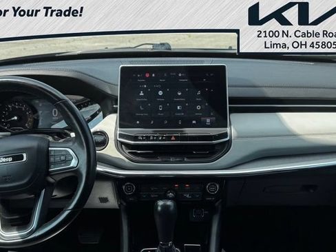 Used 2022 Jeep Compass Limited w/ Sun and Sound Group AWD/4WD image 9