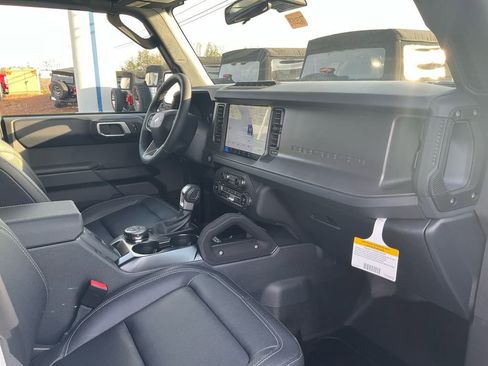 New 2026 Ford Bronco Badlands image 11