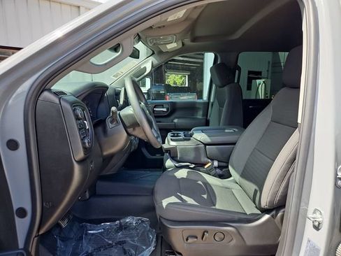 Certified 2025 Chevrolet Silverado 2500 Custom w/ Custom Value Package AWD/4WD image 20
