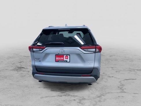 Certified 2022 Toyota RAV4 Limited image 8