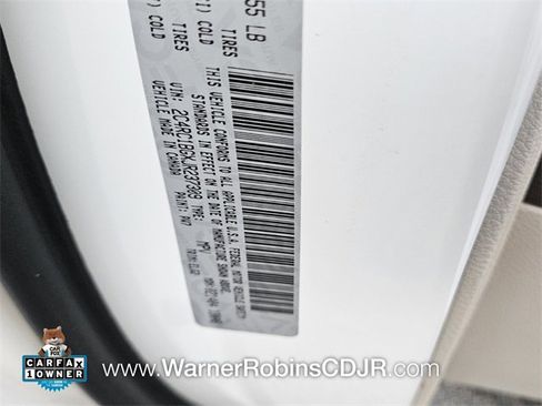 Used 2018 Chrysler Pacifica Touring-L image 20