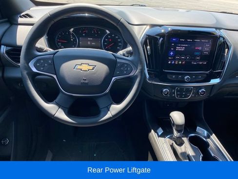Certified 2023 Chevrolet Traverse LT FWD image 7