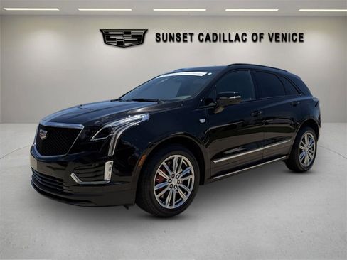 Certified 2023 Cadillac XT5 Sportv w/ LPO, Floor Liner Package AWD/4WD image 7