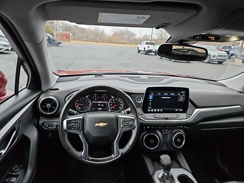 Used 2023 Chevrolet Blazer LT w/ Convenience Package image 9