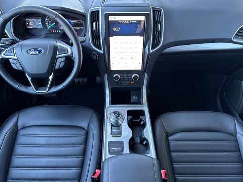 Certified 2024 Ford Edge SEL w/ Convenience Package AWD/4WD image 10