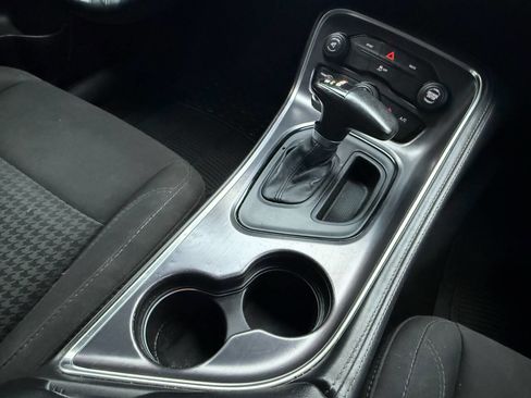 Used 2016 Dodge Challenger SXT w/ Sound Group image 29