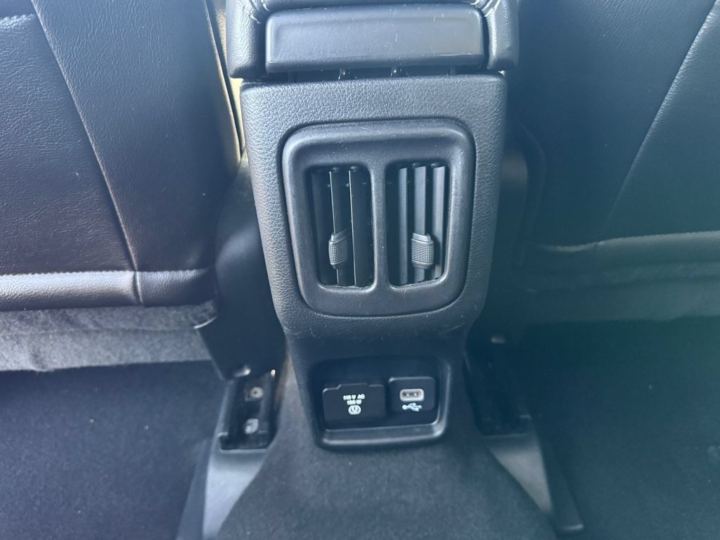 Used 2021 Jeep Compass Latitude AWD/4WD image 36