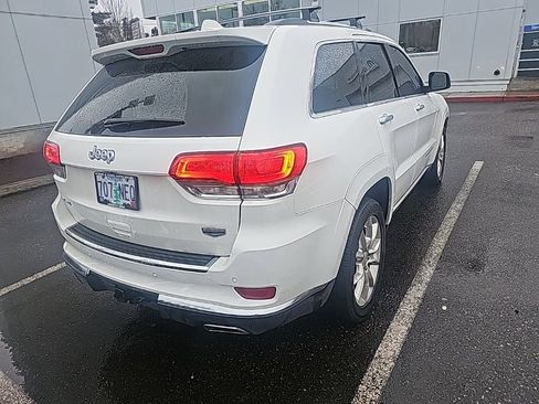 Used 2014 Jeep Grand Cherokee Summit image 3