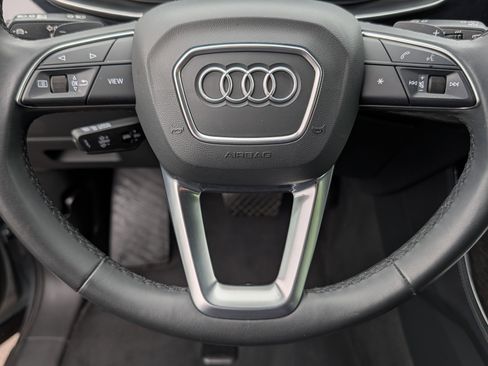 Used 2023 Audi Q7 3.0T Premium Plus w/ Premium Plus Package AWD/4WD image 26
