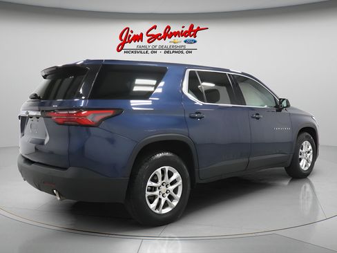 Used 2023 Chevrolet Traverse LS FWD image 6