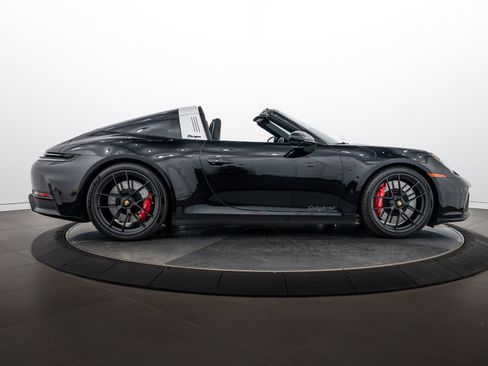 Certified 2025 Porsche 911 Targa 4 GTS AWD/4WD image 8