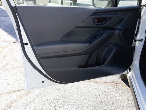 New 2025 Subaru Crosstrek 2.0i Premium image 14