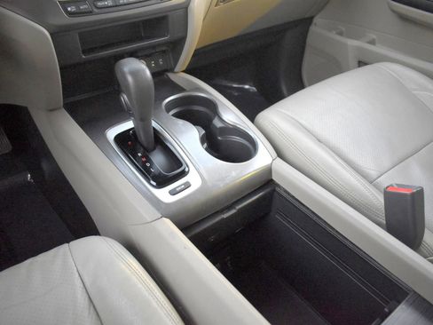 Used 2016 Honda Pilot EX image 31