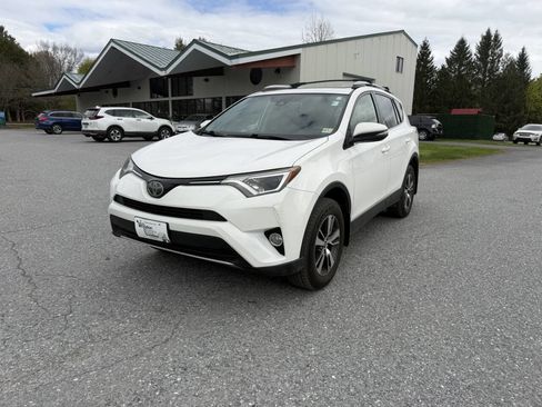 Used 2017 Toyota RAV4 XLE w/ All Weather Liner Package AWD/4WD image 1