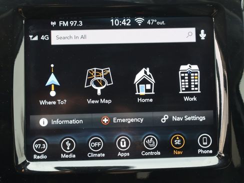 Used 2019 Jeep Cherokee Limited w/ Luxury Group image 28