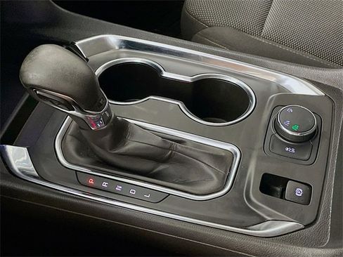 Certified 2021 Chevrolet Traverse LT w/ LPO, Blackout Package image 19