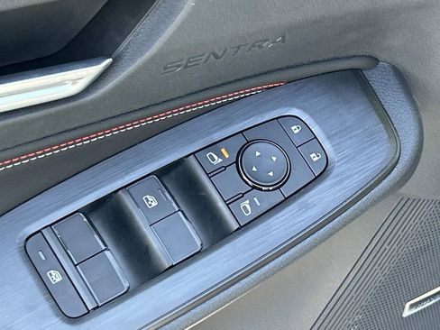 New 2026 Nissan Sentra SR w/ SR Premium Package FWD image 19