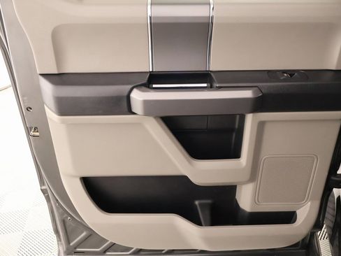 Used 2020 Ford F150 XLT w/ Equipment Group 302A Luxury image 16