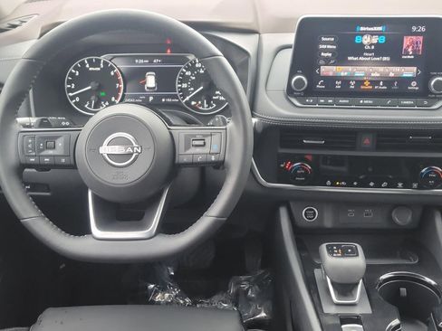 Used 2023 Nissan Rogue SV w/ SV Premium B Package AWD/4WD image 17