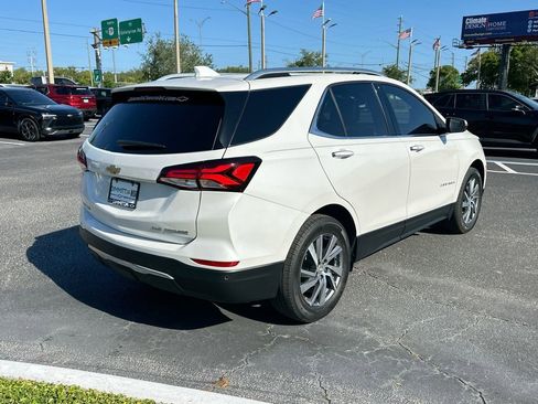 Used 2022 Chevrolet Equinox Premier AWD/4WD image 5