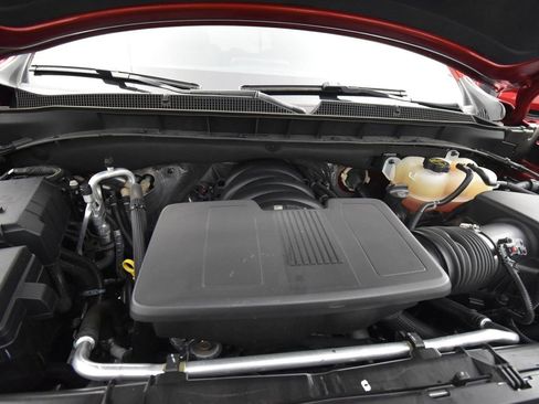 Used 2024 Chevrolet Tahoe LT w/ Luxury Package image 16