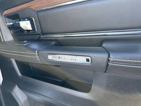 Used 2015 RAM 1500 Laramie w/ Convenience Group AWD/4WD image 37