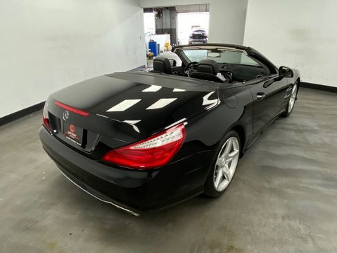 Used 2014 Mercedes-Benz SL 550 image 6