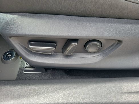 Used 2026 Toyota Camry SE FWD image 18