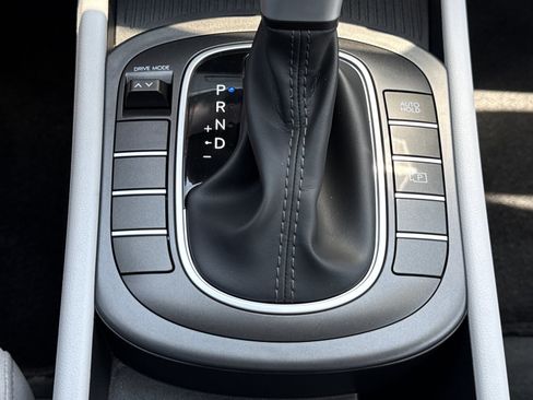 Certified 2026 Hyundai Kona SE FWD image 27