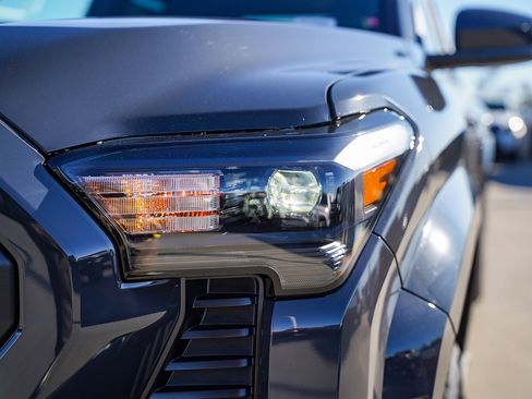 New 2026 Toyota Tacoma SR5 image 5