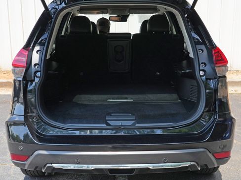 Used 2019 Nissan Rogue SL AWD/4WD image 9