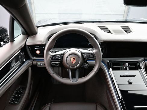 New 2026 Porsche Panamera image 18