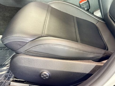 Certified 2022 Mercedes-Benz C 300 Sedan image 18