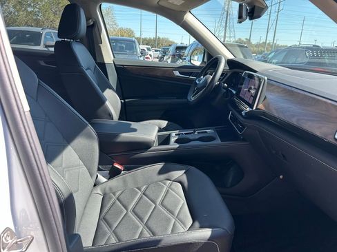 New 2026 Volkswagen Atlas SE image 33