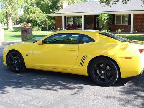 Used 2010 Chevrolet Camaro SS w/ RS Package RWD image 27