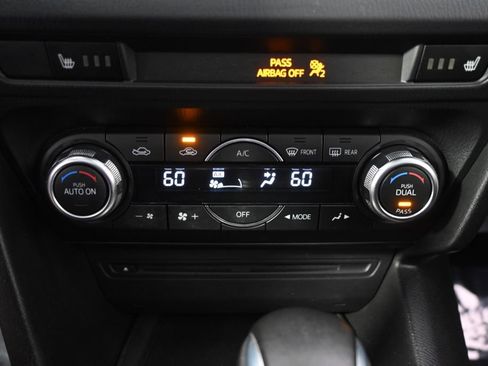 Used 2016 MAZDA MAZDA3 i Grand Touring FWD image 31