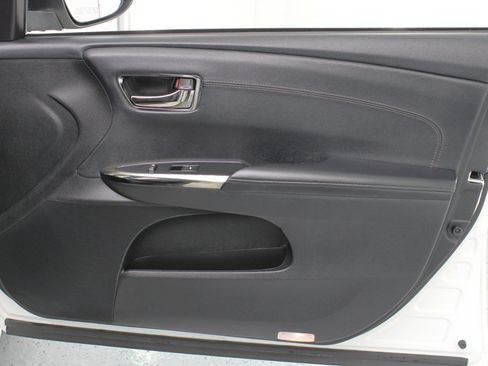 Used 2016 Toyota Avalon Touring image 50