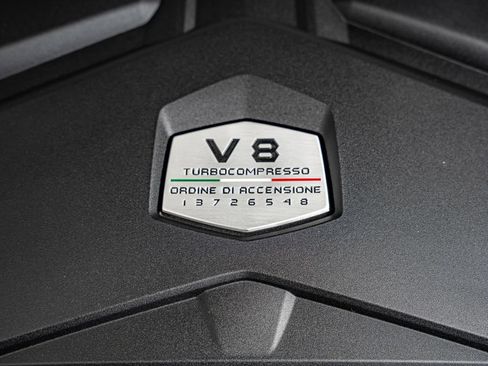 Used 2022 Lamborghini Urus AWD/4WD image 64