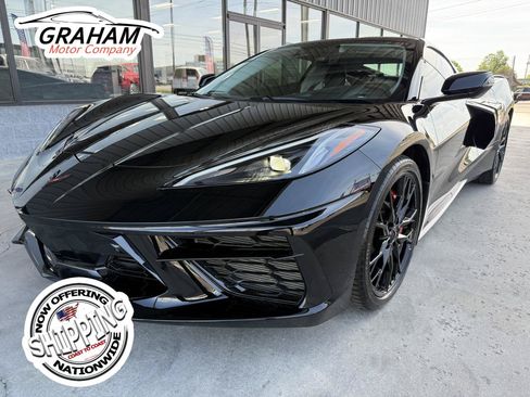 Used 2023 Chevrolet Corvette Stingray Coupe w/ Z51 3LT w/ Z51 Performance Package RWD image 1