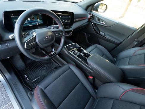 Used 2025 Chevrolet Equinox RS w/ Safety and Technology Package image 25