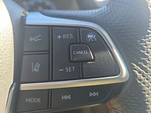 Certified 2025 Toyota Sienna XSE image 19