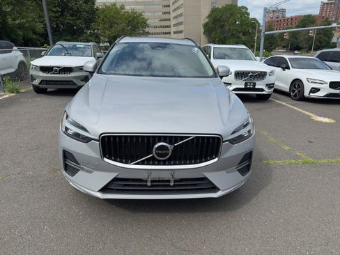Certified 2023 Volvo XC60 B5 Core w/ Climate Package image 2