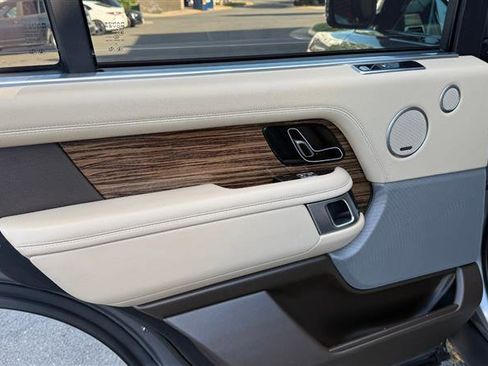 Used 2018 Land Rover Range Rover Long Wheelbase Supercharged image 22