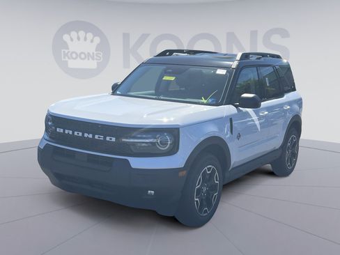 New 2025 Ford Bronco Sport Outer Banks AWD/4WD image 1