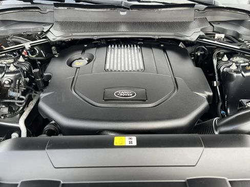 Used 2019 Land Rover Range Rover Sport HSE image 10