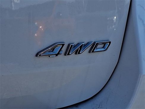 Certified 2022 Ford Explorer XLT w/ Equipment Group 202A image 32