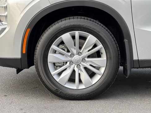 New 2025 Mitsubishi Outlander ES image 27