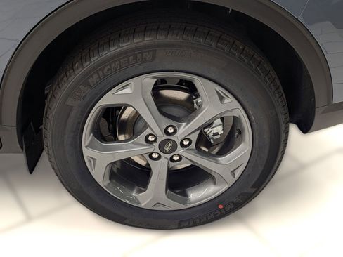 New 2026 Ford Escape ST-Line Select w/ Equipment Group 401A image 9